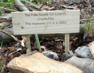 Lizard Lounge signage
